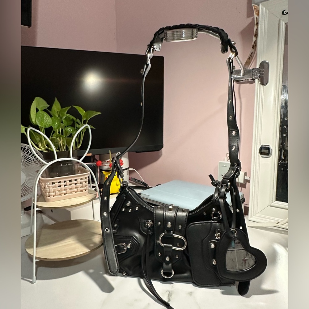 EGO shoulder bag
